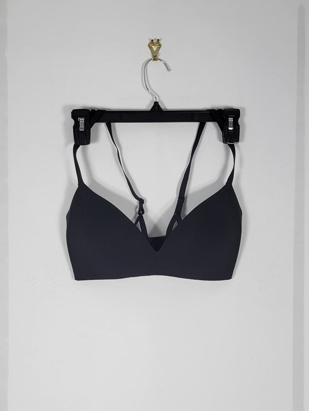 lululemon athletica Black Wireless Bralette Size 34C